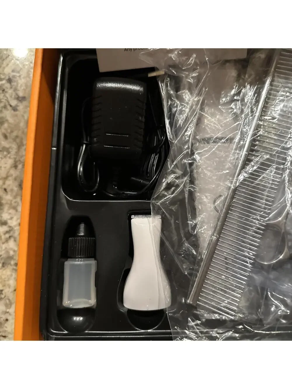 oneisall Pet Fur Clippers and Paw Trimmer - White & Silver NEW + FAST SHIPPING